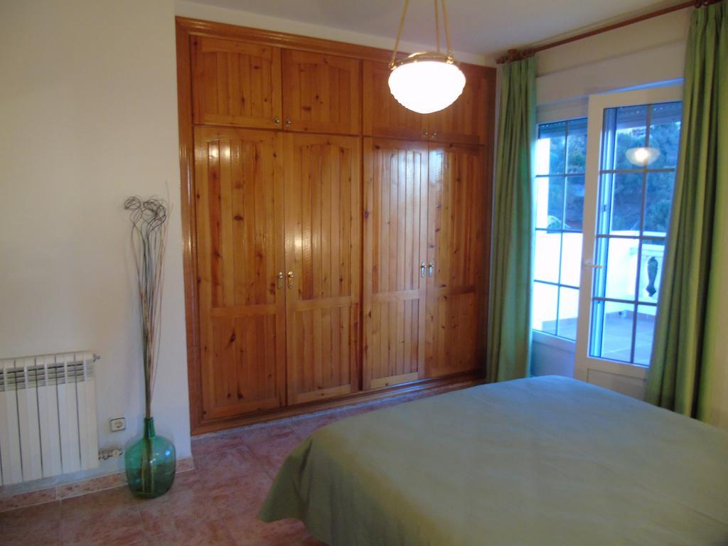 Apartamentos Turisticos Cumbres Verdes La Zubia Szoba fotó
