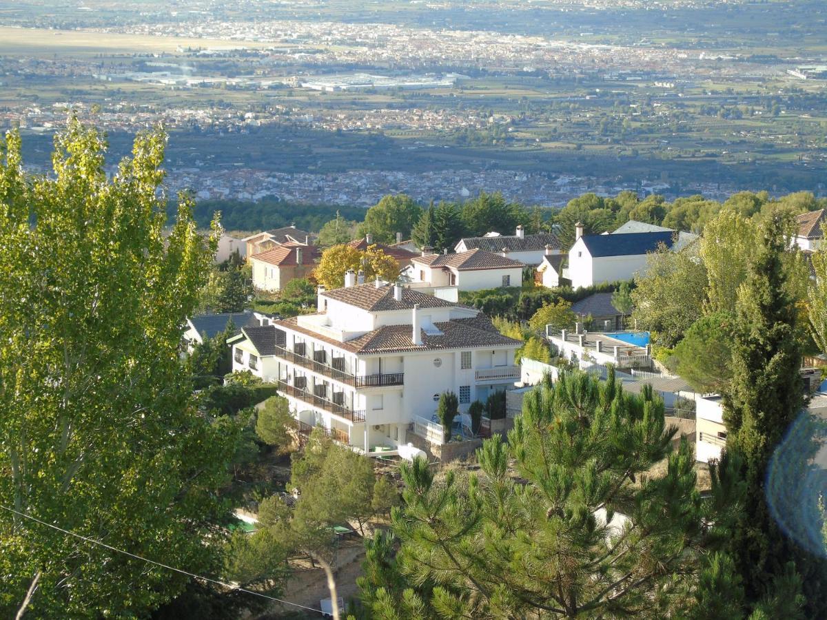 Apartamentos Turisticos Cumbres Verdes La Zubia Kültér fotó