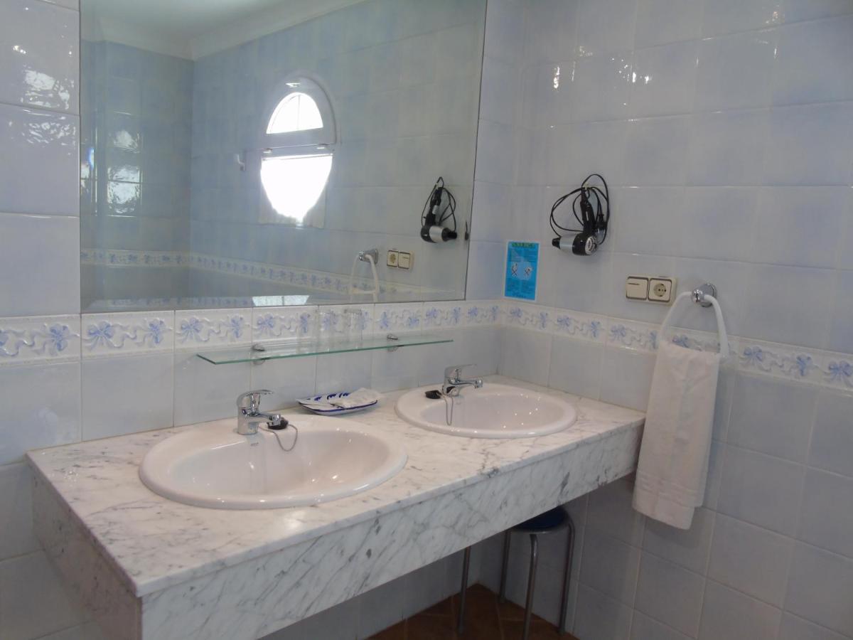 Apartamentos Turisticos Cumbres Verdes La Zubia Kültér fotó